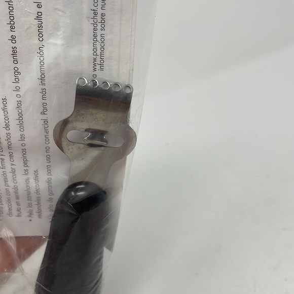 New Pampered Chef Zester/Scorer and Citrus Peeler - Picture 6 of 9